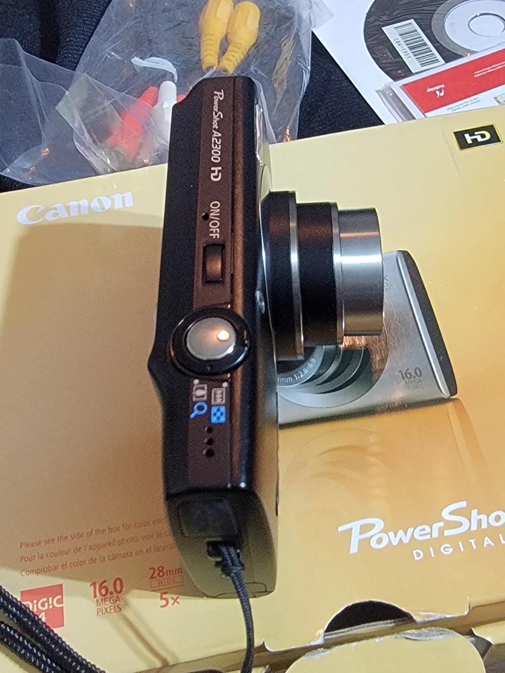 Canon compact digital